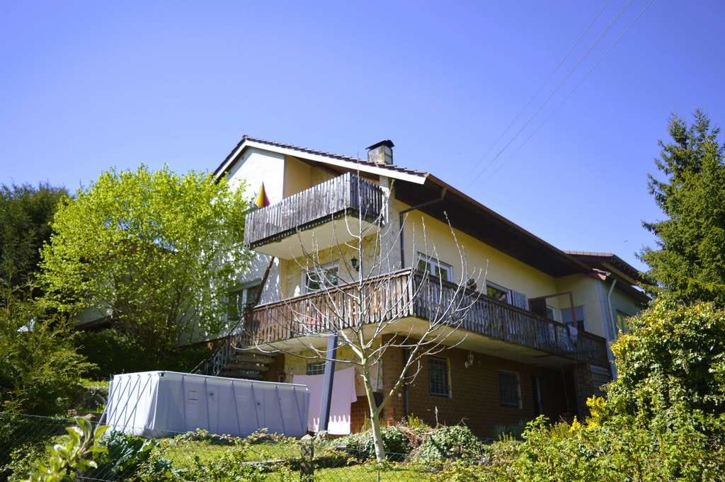 Immobilie in Kuchen - Mehrfamilienhaus in exponierter und ruhiger Aussichtslage von Kuchen  - Bild 0