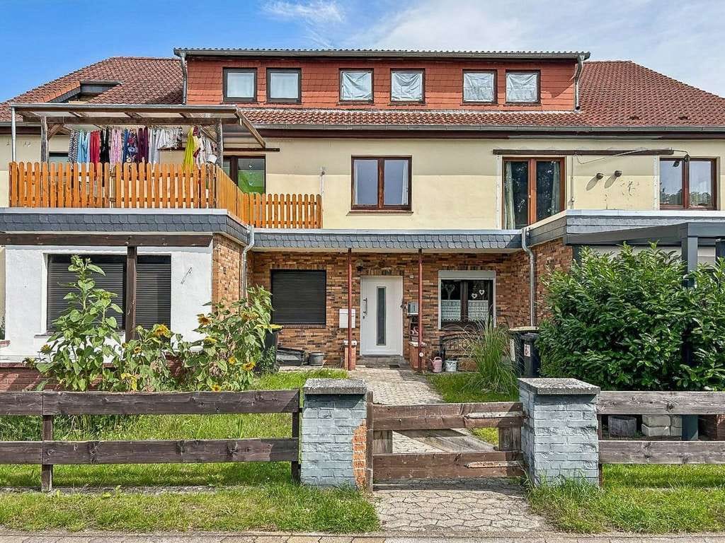 Immobilie in Hambühren - Charmante 2-Zimmer-Wohnung mit großzügiger Terrasse in ruhiger Lage von Hambühren - Bild 0