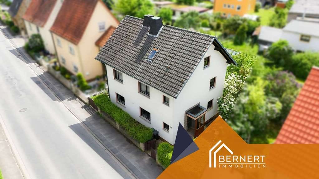 Immobilie in Michelau in Oberfranken - Perfektes Zuhause für Familien – viel Platz, Garten & Kachelofen - Bild 0