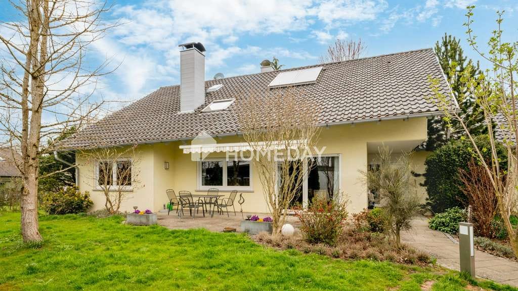 Immobilie in Hohenfels - Großzügiges Einfamilienhaus mit Einliegerwohnung auf traumhaftem Grundstück - Bild 0