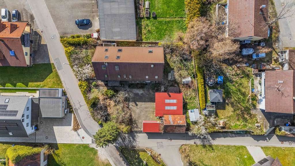 Immobilie in Münsingen - Wohnhaus mit Potenzial: zwei Doppelhaushälften in Münsingen - Bild 2