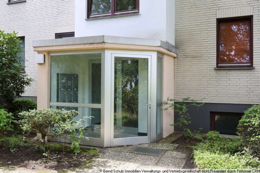 Immobilie in Schenefeld - großzügig geschnittene 3,5-Zimmer mit 2 Balkonen - Bild 3