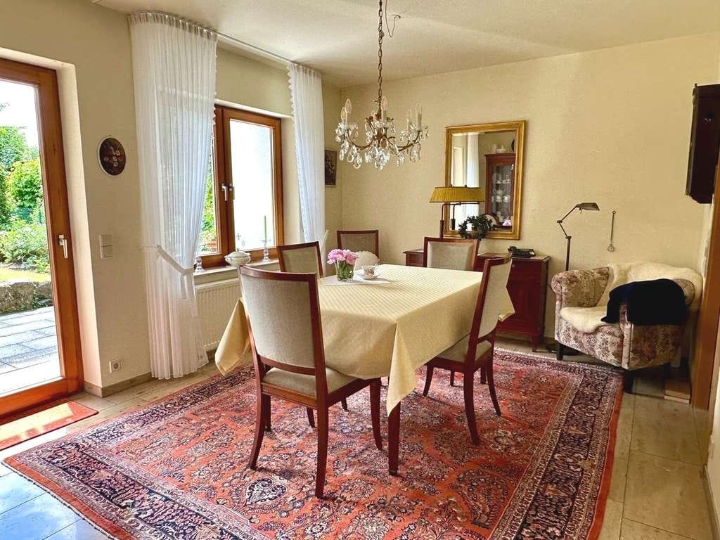 Immobilie in Weilheim an der Teck - Ein Zuhause zum Ankommen: Licht, Raum und Lebensqualität für die ganze Familie - Bild 3