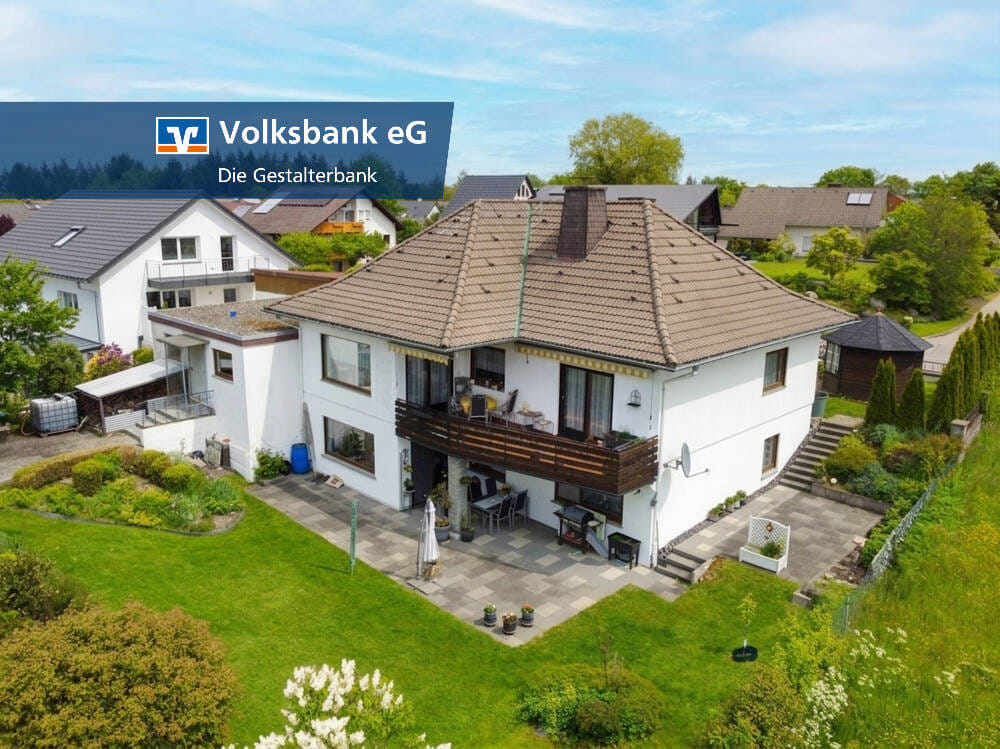 Immobilie in Löffingen - *** Gepflegtes Wohnhaus mit tollem Garten in Löffingen-Seppenhofen! *** - Bild 0