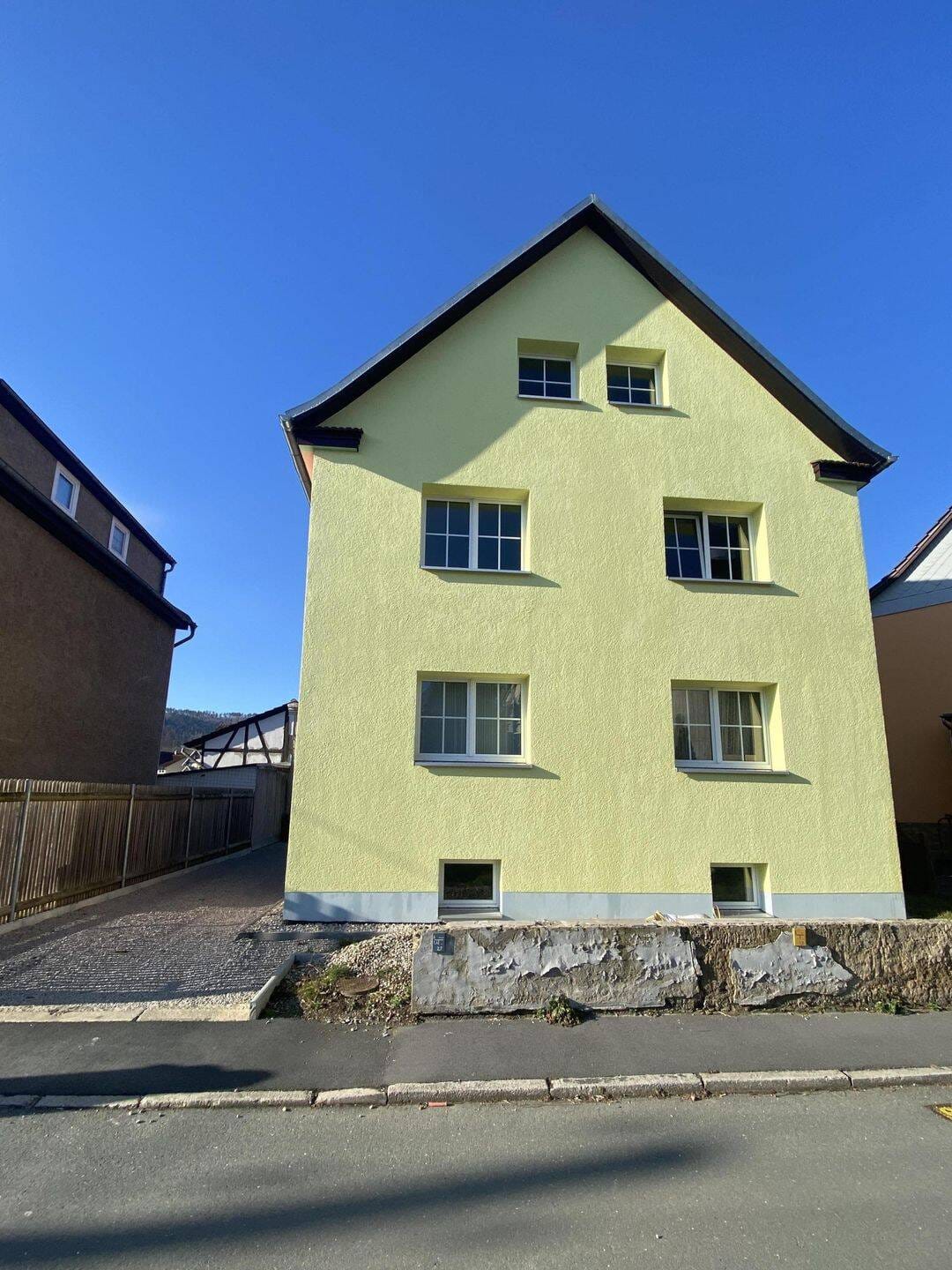 Immobilie in Bad Blankenburg - Familienidyll oder Anlageobjekt- alles passt! - Bild 1