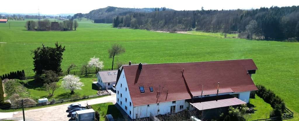 Immobilie in Woringen - Aufwendig modernisiertes Bauernhaus mit historischem Charme in Woringen - Bild 0