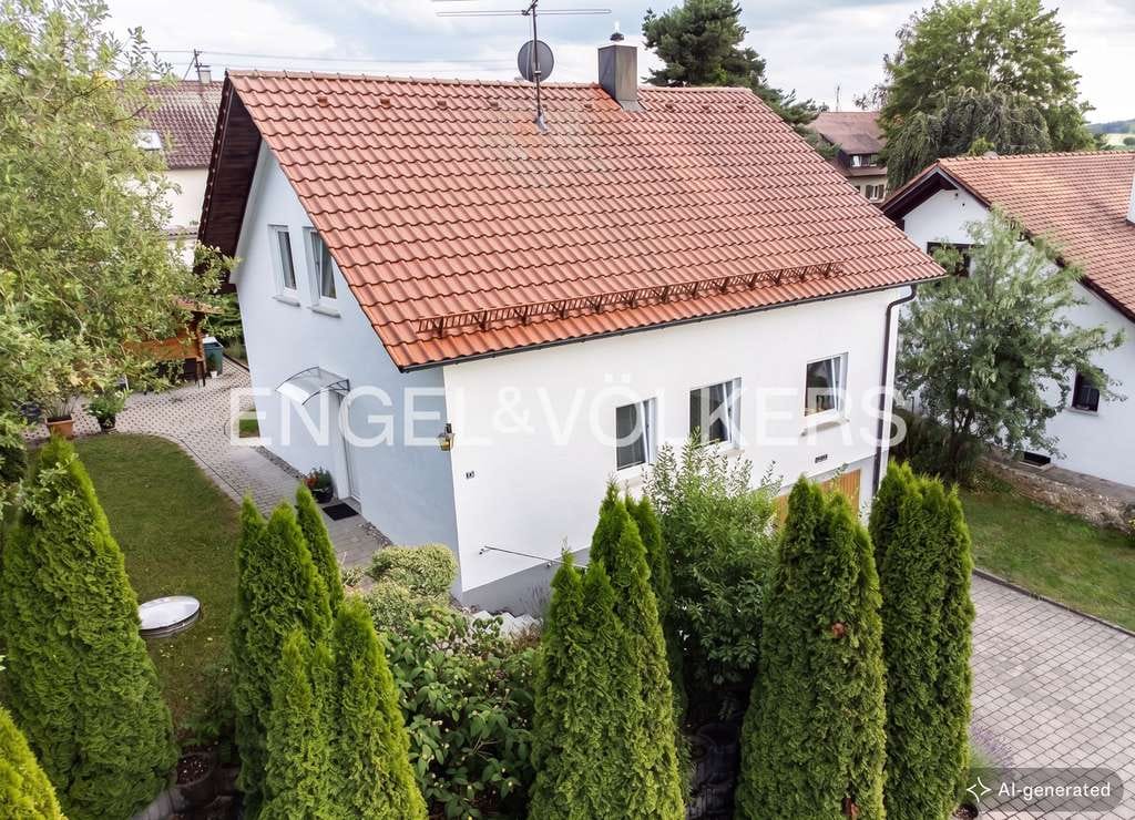 Immobilie in Rot an der Rot - Gepflegtes Einfamilienhaus mit schönem, sonnigem Garten - Bild 0