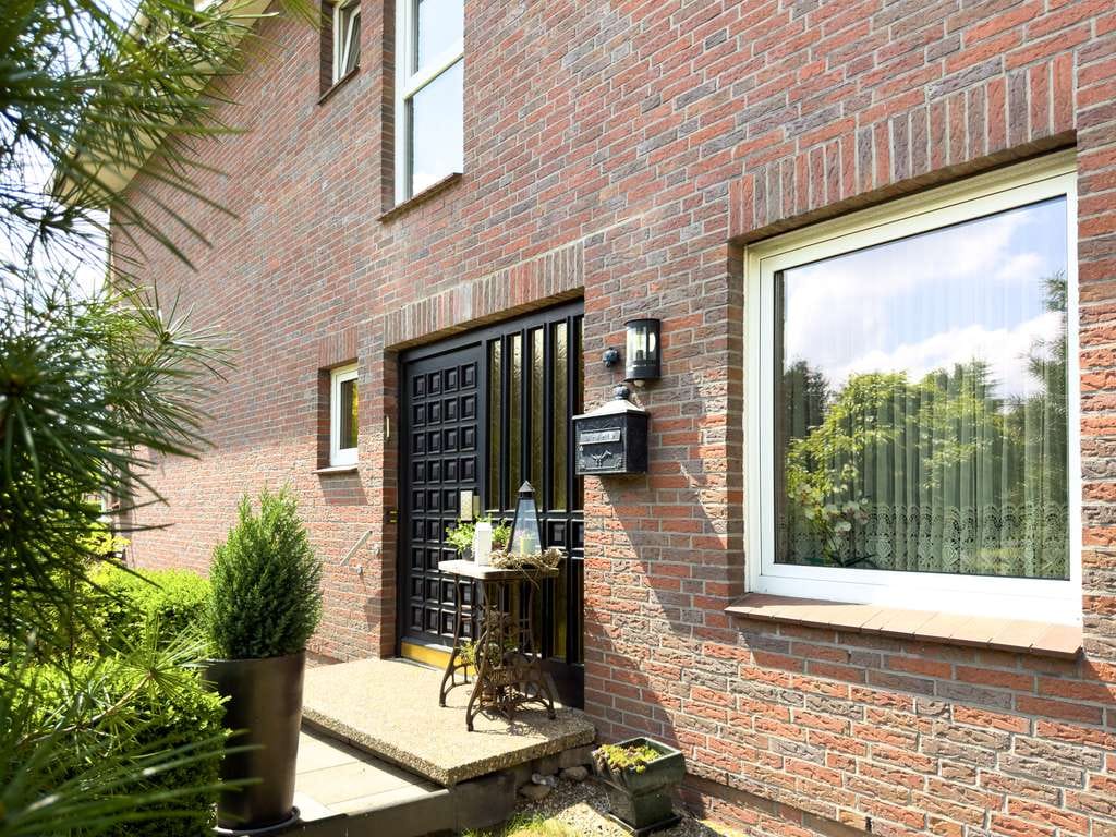 Immobilie in Reher - Großzügiges Ein- bis Zweifamilienhaus mit vielen Möglichkeiten - Bild 3