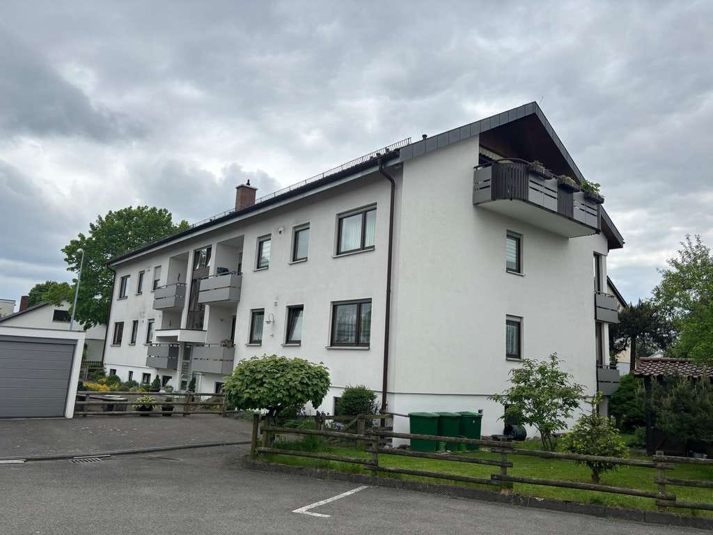 Immobilie in Riedlingen - Attraktive 2‑Zimmer‑Souterrainwohnung mit Terrasse und Garage in ruhiger Lage von Riedlingen - Bild 0