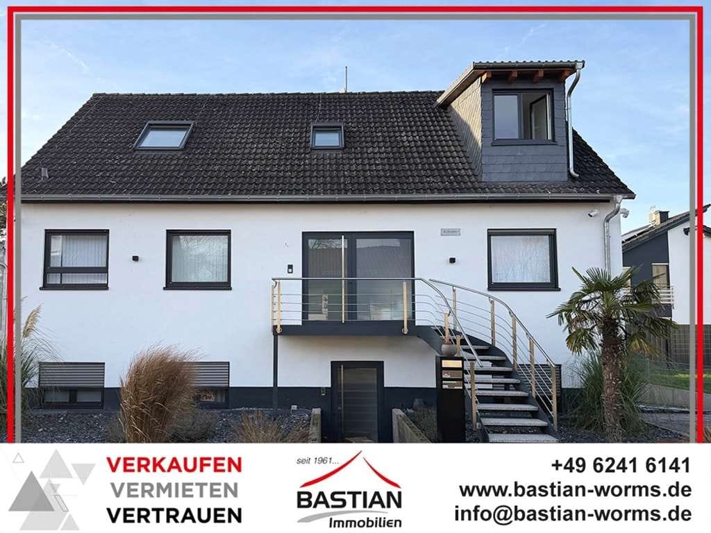 Immobilie in Dienheim - Super Kombi: Eigennutzung und Miete generieren! Modernisiertes 3FH mit Garten in Dienheim! - Bild 0