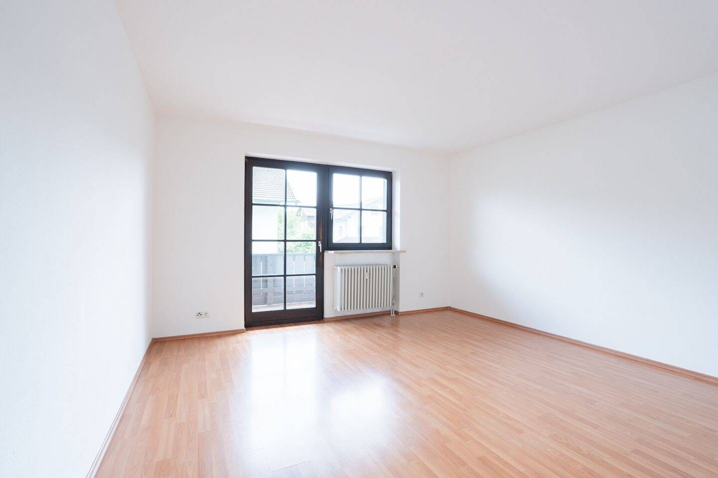 Immobilie in Bad Endorf - Attraktive 2 - Zimmer - Wohnung mit zwei Balkonen in Bad Endorf - Bild 1