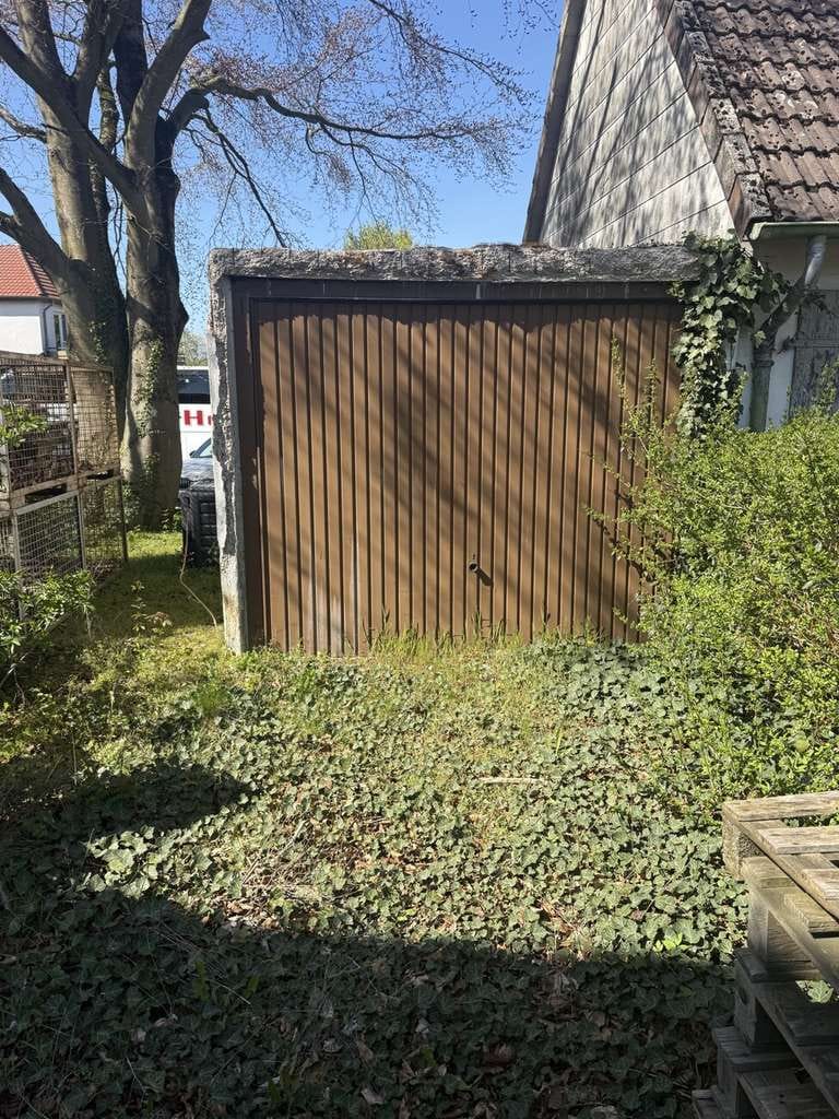 Immobilie in Hessisch Oldendorf - Ihre Chance: Dreifamilienhaus mit Garten, Balkon & zwei freien Wohnungen - Bild 3