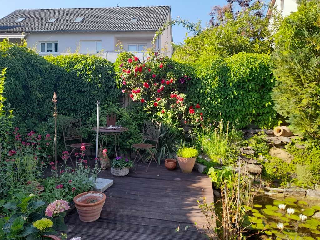 Immobilie in Neuffen - Provisionsfrei: Haus in Haus mit zwei Eigentumswohnungen - Bild 0