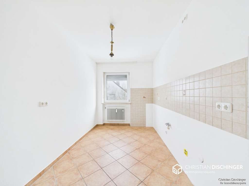 Immobilie in Obertraubling - Ruhe genießen, Garten erleben: Modernisiere 3-Zimmer-Wohnung mit Privatgarten - Bild 2