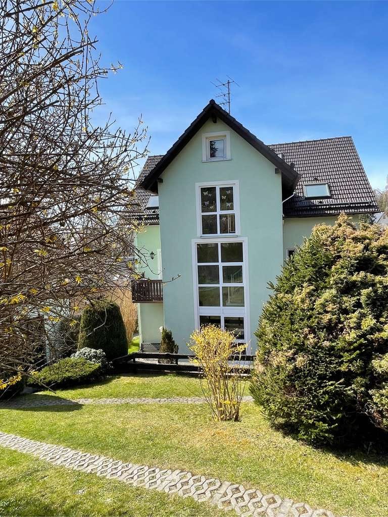Immobilie in Burkhardtsdorf - Mehrfamilienhaus mit Gewerbeeinheit in Burkhardtsdorf - Bild 2