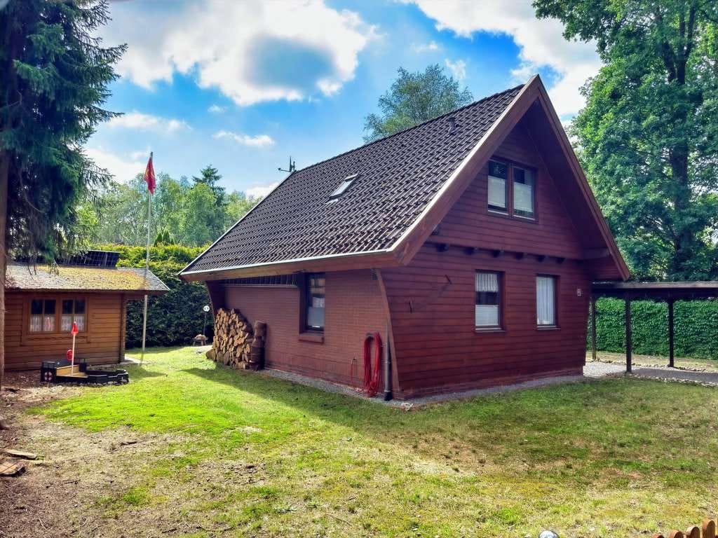 Immobilie in Westerstede - Den Sommer am eigenen Strand genießen - Gemütliches Ferienhaus am Badesee in Karlshof - Bild 3