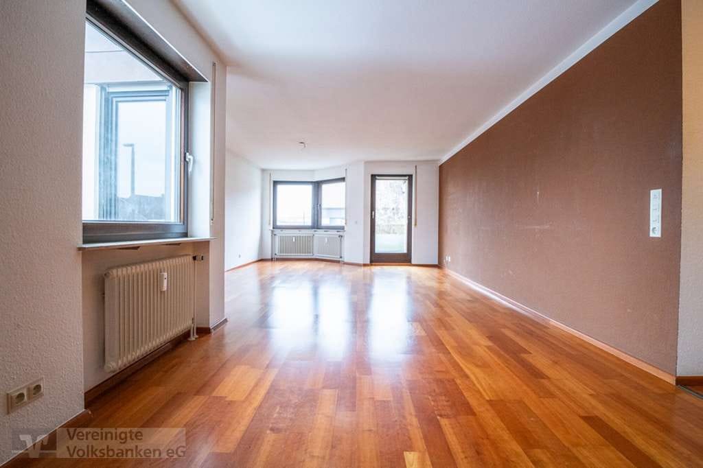 Immobilie in Renningen - Gemütliche 3-Zimmer Etagenwohnung mit schönem Balkon und Einzelgarage in Renningen! - Bild 1