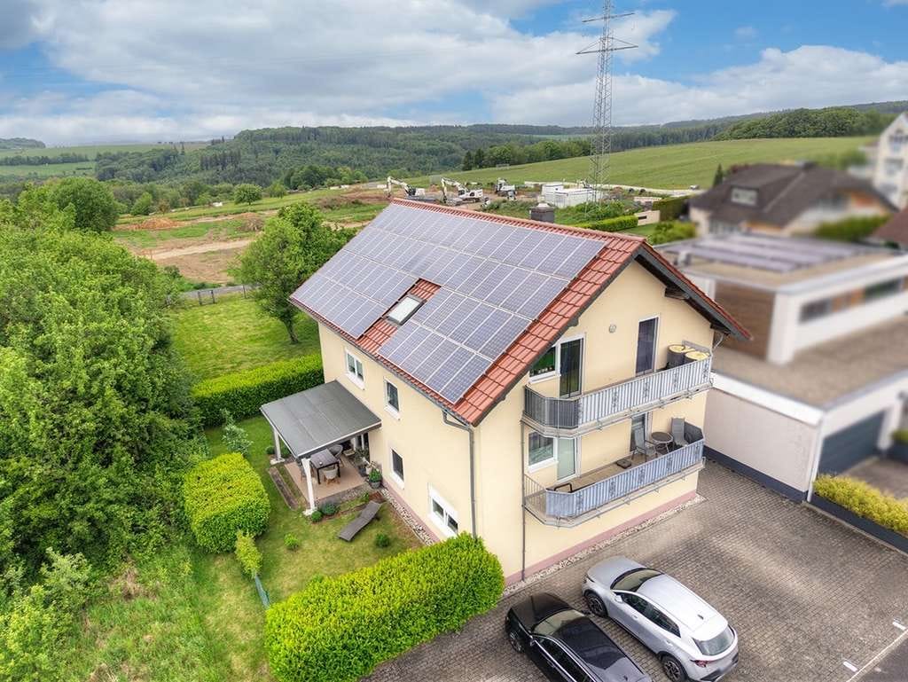 Immobilie in Hilgert - Gepflegtes Dreifamilienhaus mit solider Vermietung und PV-Ertrag in Hilgert - Bild 5