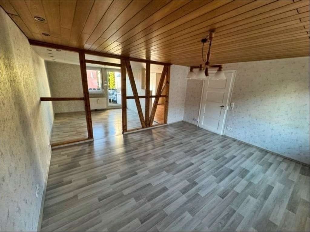 Immobilie in Kohlberg - 1-2-Familienhaus
mit
Ausbaupotential - Bild 1