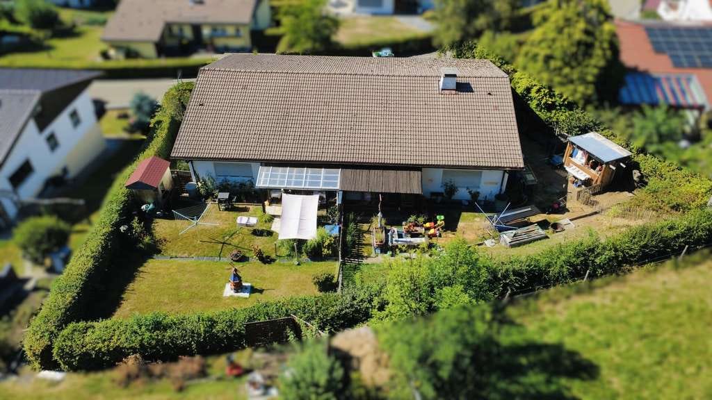 Immobilie in Scheidegg - Vermietetes Wohnhaus mit drei Wohnungen in Aussichtslage von Scheidegg - Bild 3