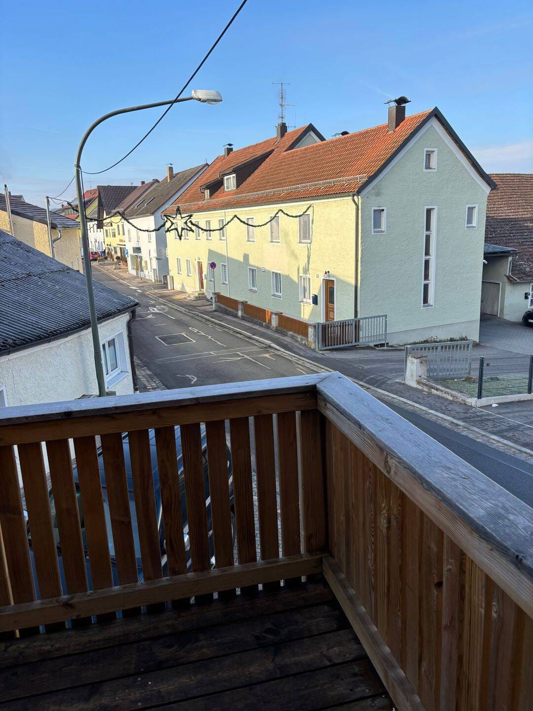 Immobilie in Roding - Attraktives Einfamilienhaus mit Einliegerwohnung, laufend modernisiert und ohne Renovierungsstau - Bild 4