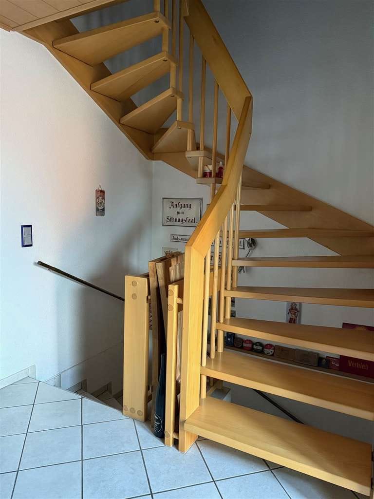 Immobilie in Gau-Heppenheim - Schönes EFH (Renolit) mit Keller, Garage und Garten - Bild 4