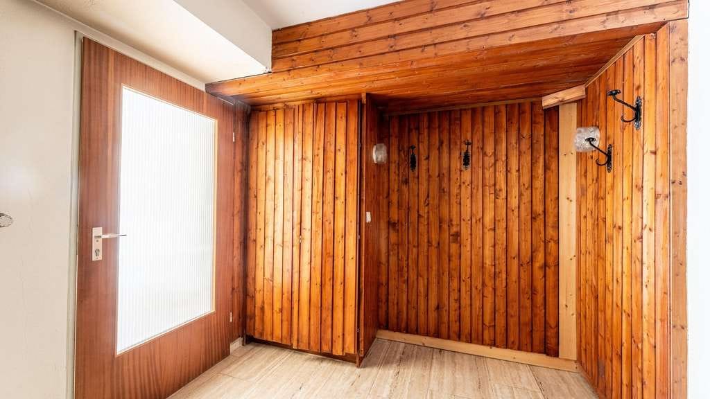 Immobilie in Singen (Hohentwiel) - Handwerker aufgepasst: Reihenhaus mit Potenzial in zentraler Lage - Bild 1