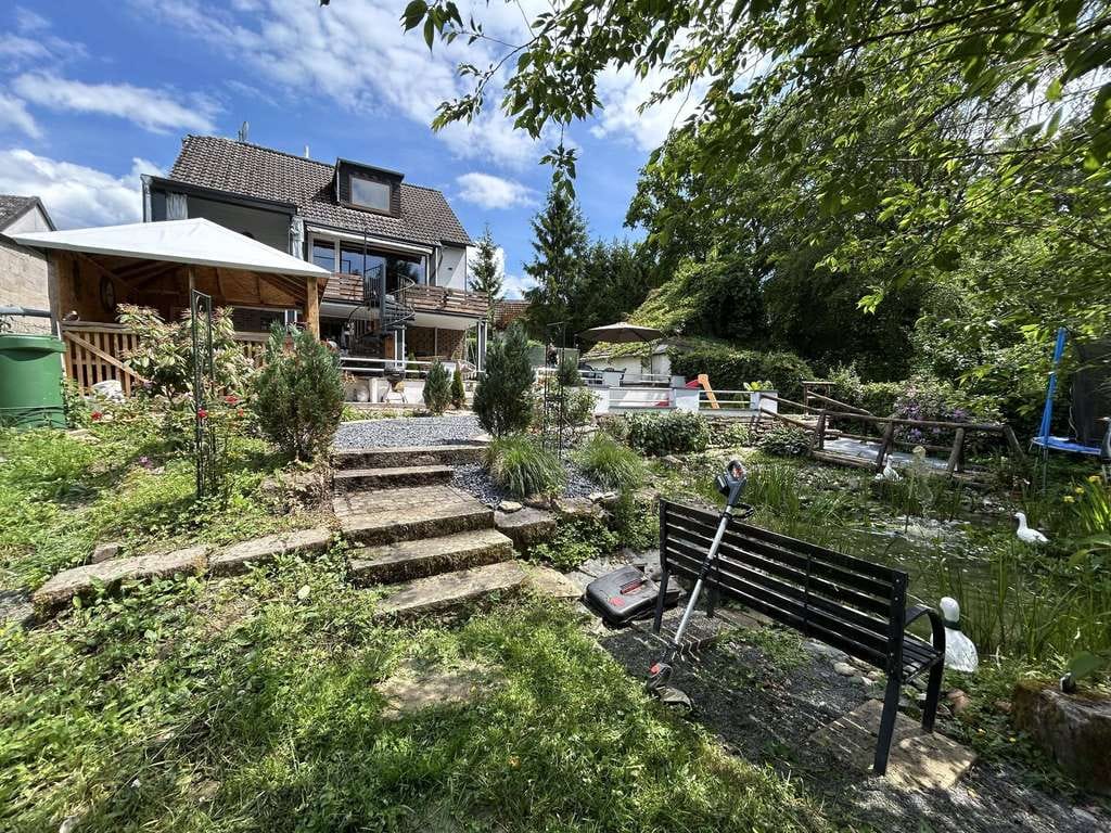 Immobilie in Idelberg - Nähe Altenkirchen, sehr große Doppelhaushälfte (Teileigentum nach WEG) mit Pelletheizung - Bild 2