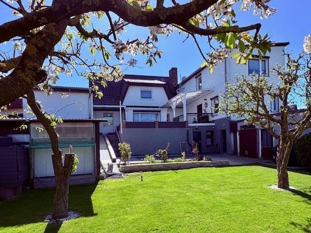 Immobilie in Prenzlau - Zweifamilienwohnhaus zu verkaufen - Bild 0