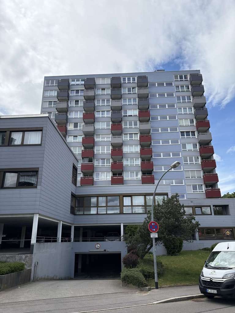 Immobilie in Kempten (Allgäu) - Kapitalanlage mit Weitblick – vermietete 1-Zimmer-Wohnung mit Balkon in Kempten - Bild 1