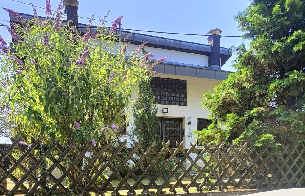 Immobilie in Ludwigswinkel - Großzügiges Wohnhaus in bester Wohnlage - Bild 3