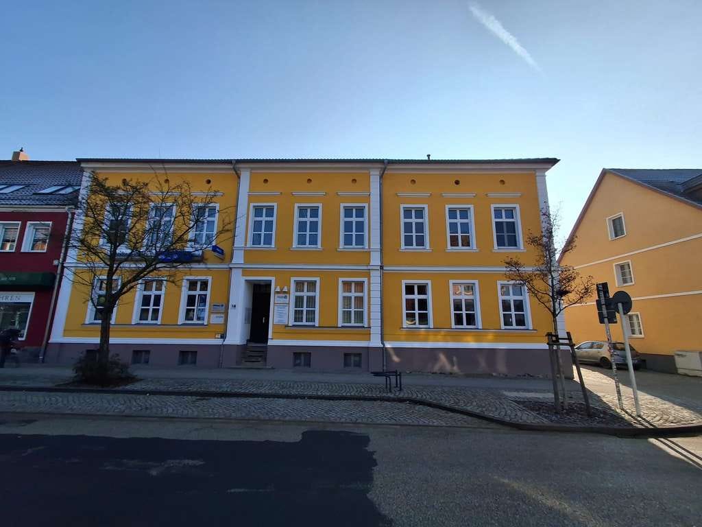 Immobilie in Schwedt/Oder - Anlageobjekt mit Oderblick, Ausbaureserve & 7,3 % IST-Rendite - Bild 2