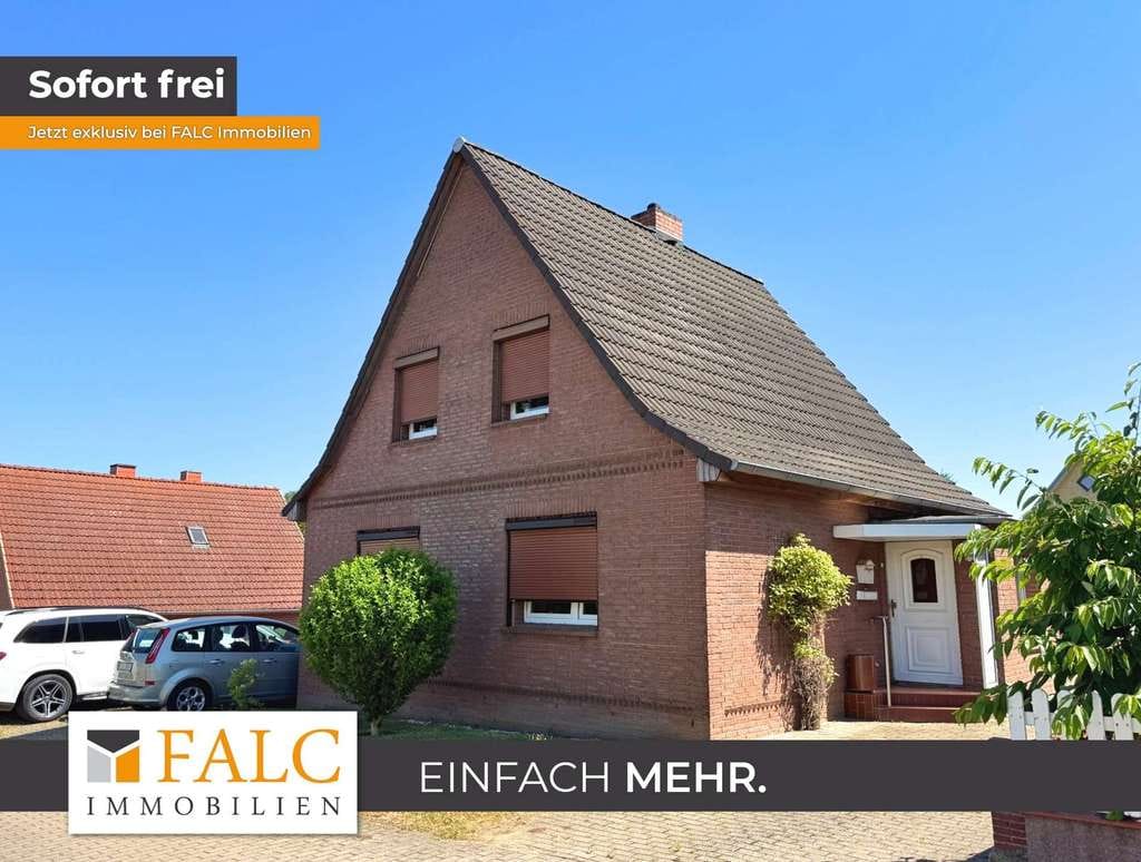 Immobilie in Sternberg - ***Großzügiges Einfamilienhaus mit Einliegerwohnung auf schönem Grundstück*** - Bild 0