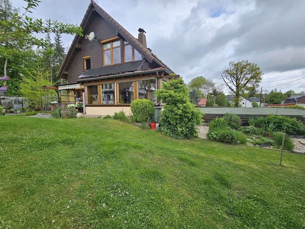Immobilie in Weischlitz - Sonniges & gepflegtes Einfamilienhaus mit Wintergarten, Sauna und großem Garten in Reuth - Bild 2