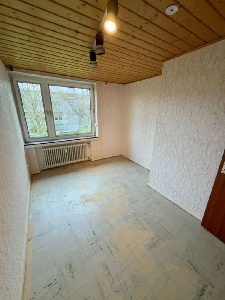 Immobilie in Grefrath - Verwirklichen Sie Ihren Wohntraum – Wohnung im 1. OG mit viel Potenzial - Bild 4