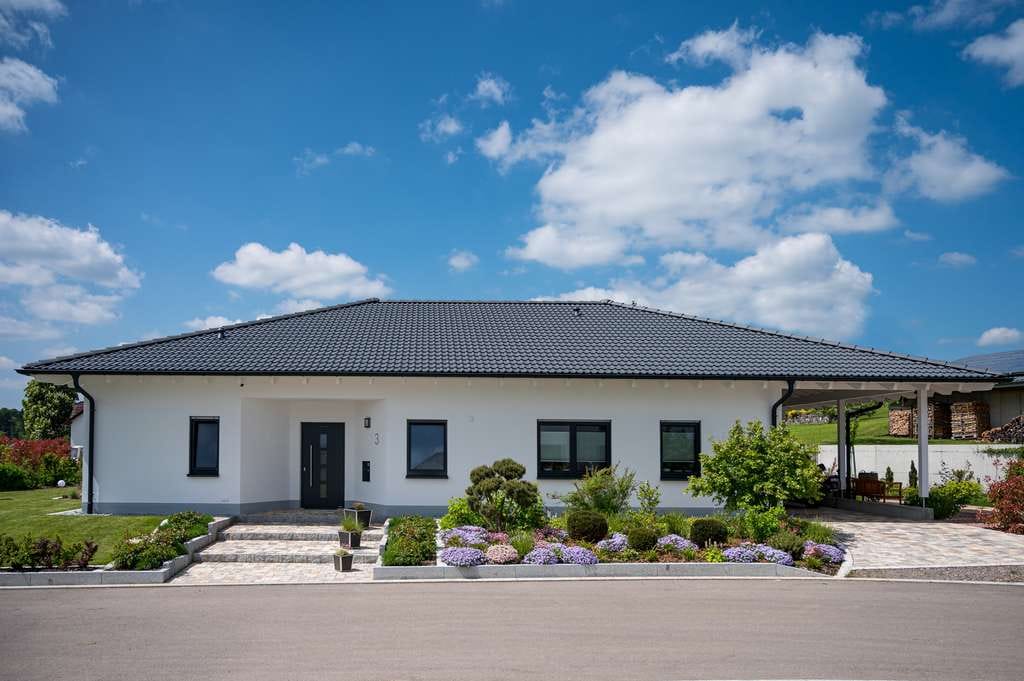 Immobilie in Wutach - Provisionsfrei: Bungalow 2022 mit Smart Home, Wärmepumpe & A+ - Bild 0