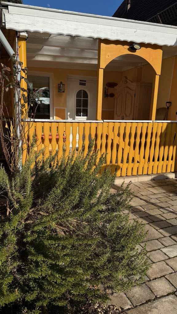 Immobilie in Schwarzenbruck - Charmantes Einfamilienhaus im Komponistenviertel mit Wintergarten - Bild 1