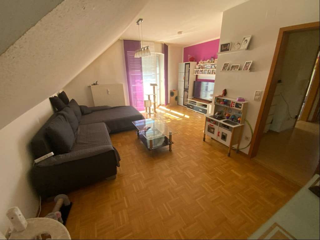 Immobilie in Türkheim - Gepflegte 2-Zimmer-Dachgeschosswohnung in Türkheim als Kapitalanlage, provisionsfrei von privat - Bild 0