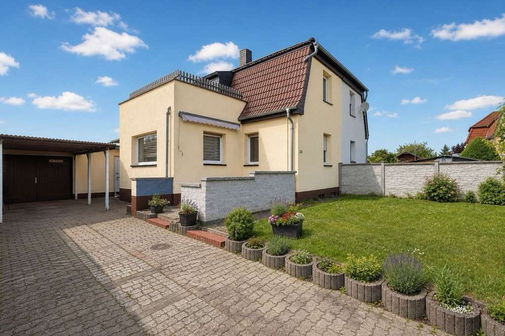 Immobilie in Sandersdorf-Brehna - Sofort einziehen? | EFH mit Dachterrasse - Bild 1