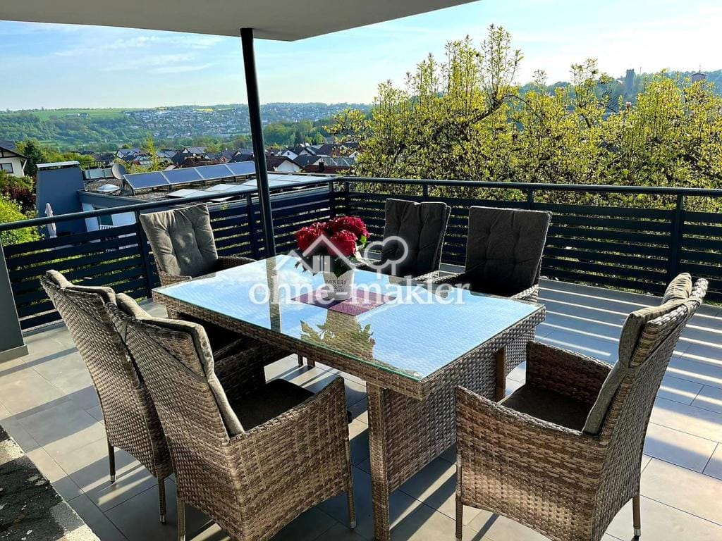 Immobilie in Neudenau - Außergewöhnliches 1-2 Familienhaus mit Weitblick ins Jagsttal und großem Garten - Bild 3