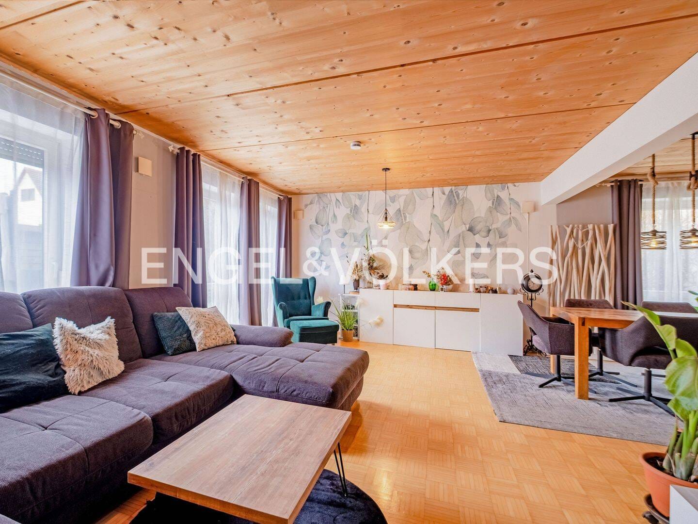 Immobilie in Erdweg - Charmante Doppelhaushälfte mit Südterrasse und Energieeffizienzklasse A - Bild 0