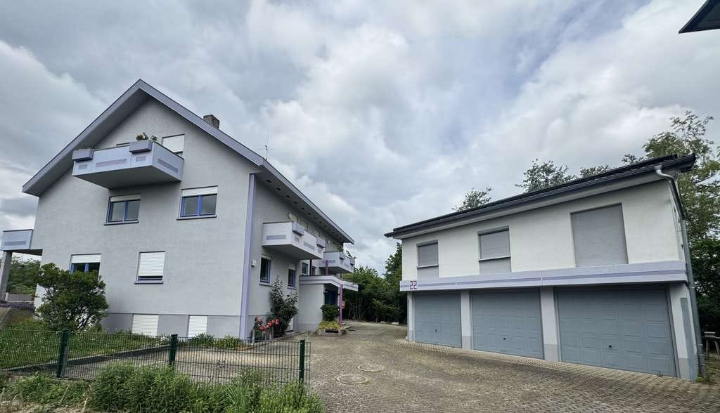 Immobilie in Bahlingen - 8 Zimmer Eigentumswohnung in Bahlingen a. K. - Bild 0