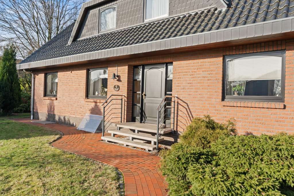 Immobilie in Emtinghausen - Emtinghausen | Gepflegtes, großzügiges Einfamilienhaus mit Naturteich, Solar und Photovoltaikanlage - Bild 4