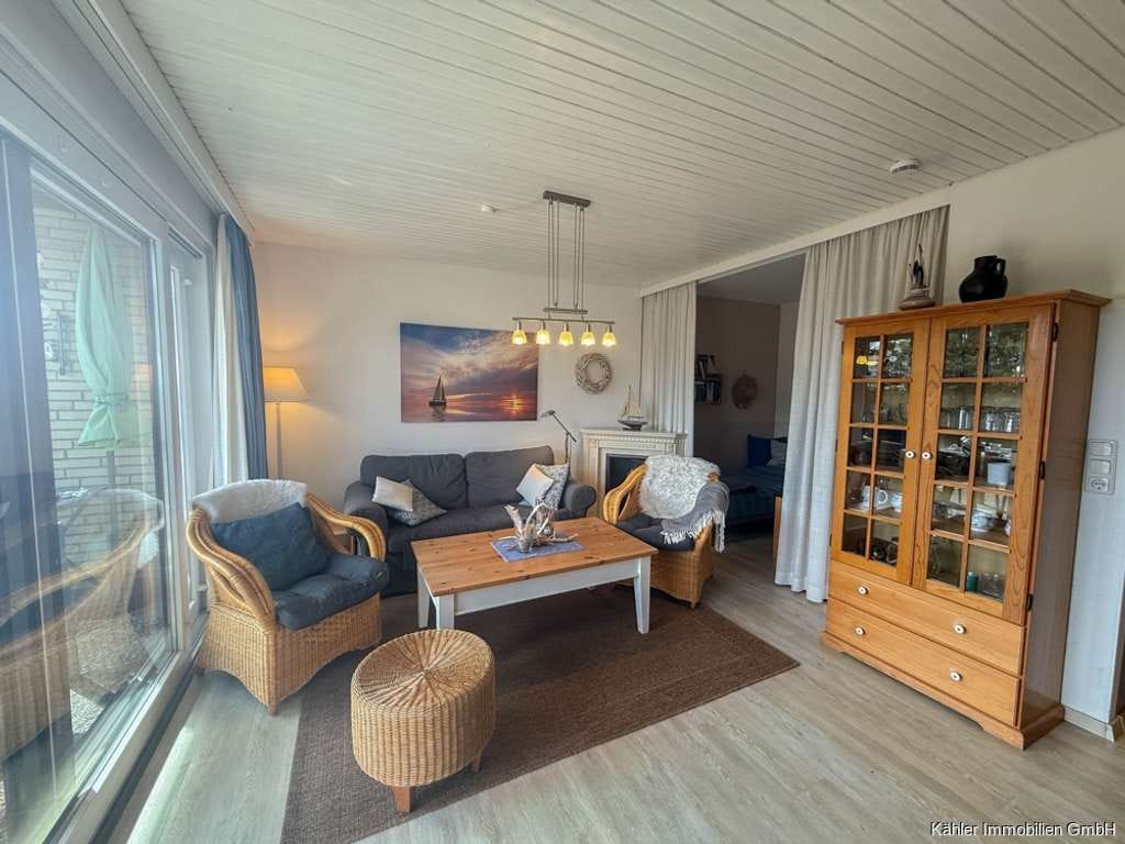 Immobilie in Büsumer Deichhausen - Sonnige 2-Zimmer-Wohnung mit großer Südterrasse in ruhiger Lage nahe Büsum - Bild 2