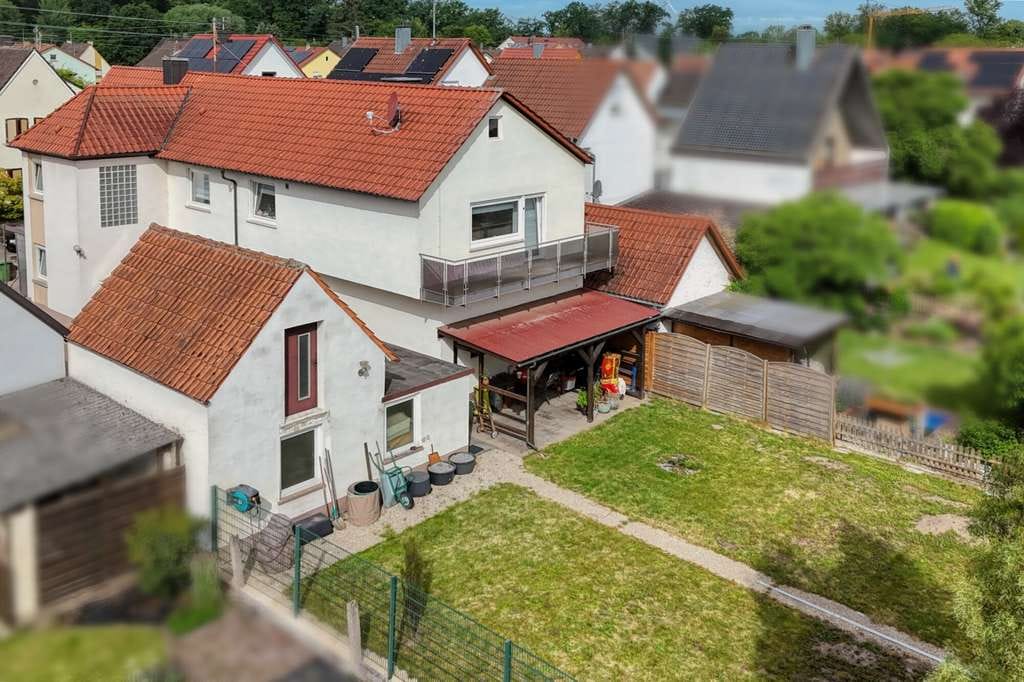 Immobilie in Kandel - Kandel: Zweifamilienhaus in ruhiger Lage mit Garten - Bild 0