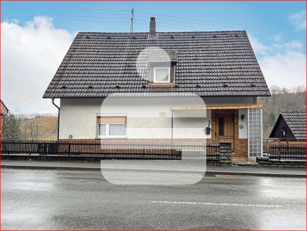 Immobilie in Untersteinach - Renovierungsjuwel – Ihr Projekt mit Charakter und Potenzial - Bild 0