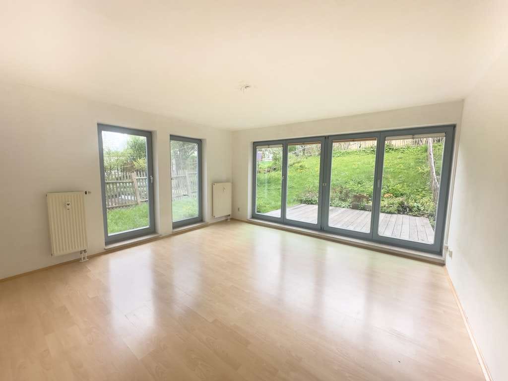 Immobilie in Großschwabhausen - Ruhig wohnen zwischen Jena und Weimar: Reihenendhaus mit Garten - Bild 0
