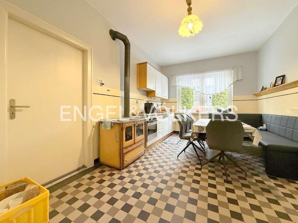 Immobilie in Zetel - Stadtvilla in zentraler Lage; Wohnen & Arbeiten vereint - Bild 3