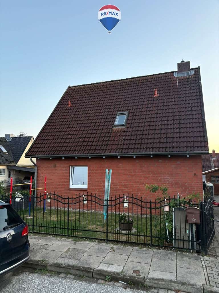 Immobilie in Ziethen - Familienfreundliches Einfamilienhaus mit ausgebautem Keller und großer Terrasse - Bild 1