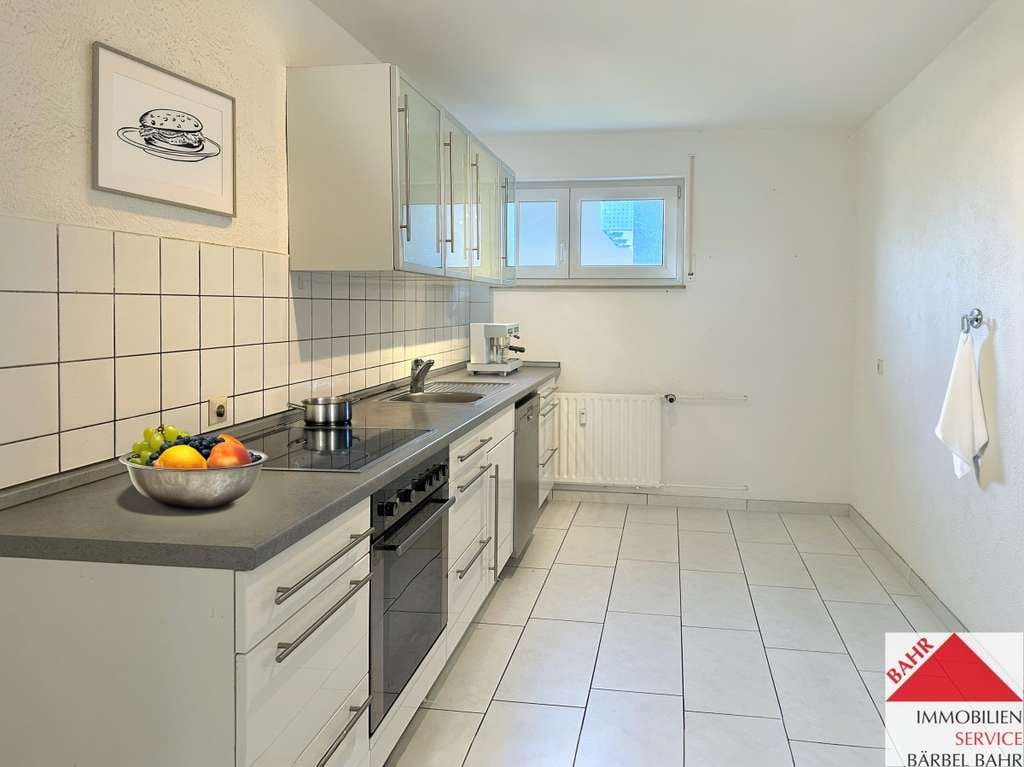 Immobilie in Ehningen - Großzügige 4-Zimmer-Wohnung mit Weitblick über Ehningen - Bild 4